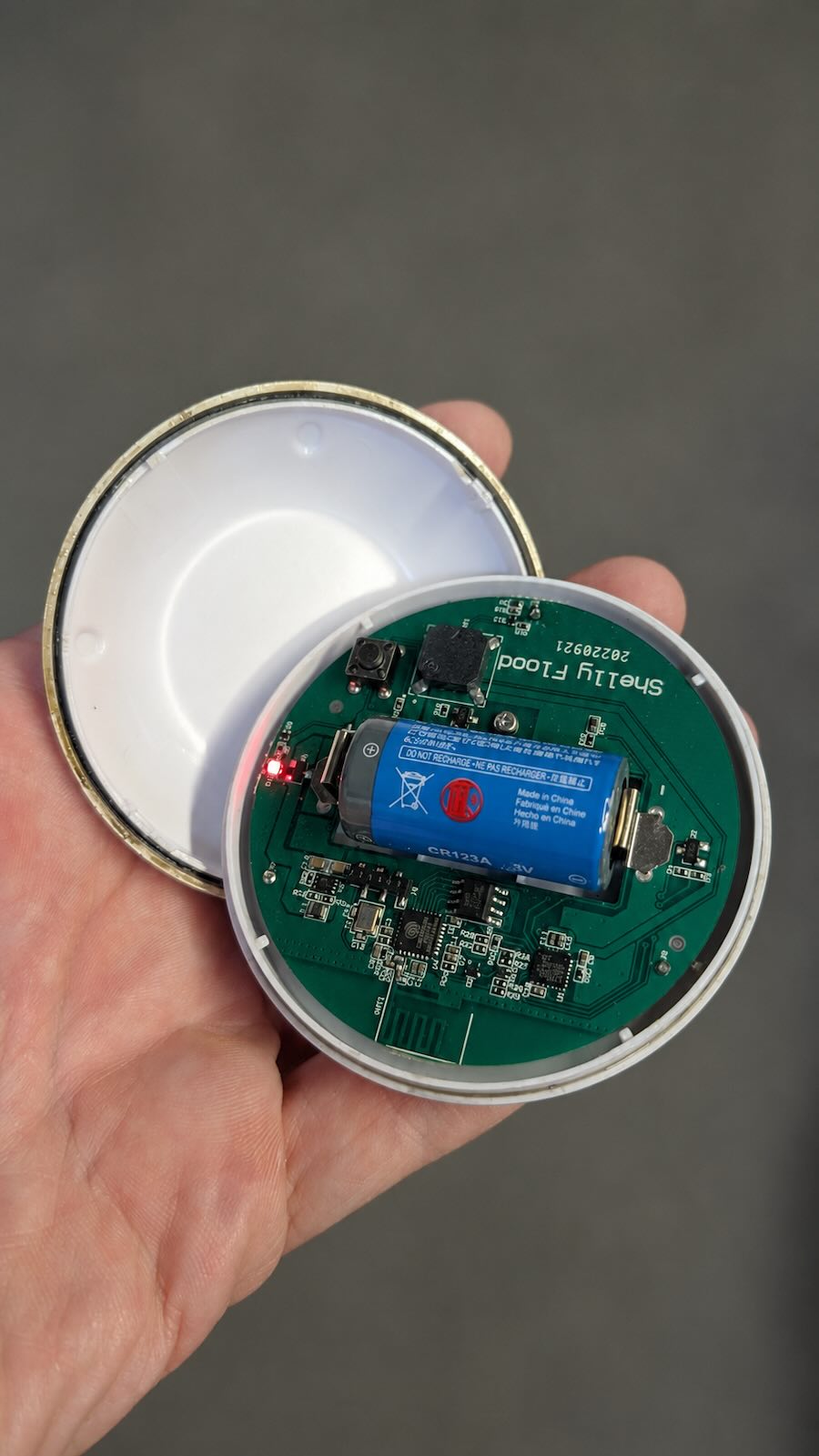 Shelly Flood Wassersensor unter dem Aquarium – Schutz vor Aquarium Wasserschaden und Erkennung von auslaufendem Wasser